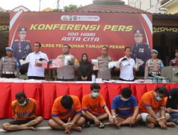 Jalan Kunti Bergetar, Polisi Amankan 6 Bandar Narkoba dan Brankas Isi 1 Kg Sabu 