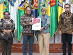 Plh. Dirjen Dukcapil Terima DIPA 2025: Siap Maksimalkan Anggaran untuk Dukcapil Digital dan Kontribusi pada Astacita Nasional