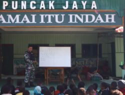 Peduli Pendidikan Anak, Kodim 1714/Puncak Jaya Berikan Materi Calistung ke Pengungsi