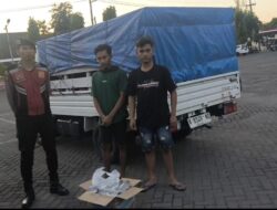 Gagal Edar, Puluhan Botol Arak Ilegal Diamankan Patroli Samapta Situbondo