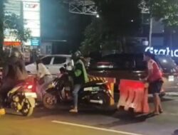 Road Barrier Jalan Basuki Rahmat Diduga Penyebab Kecelakaan, Dishub Surabaya Terancam Pasal 275